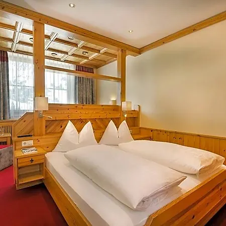 Garni Haus Tyrol Hotel