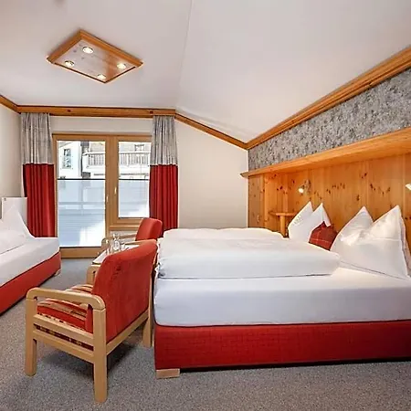 Garni Haus Tyrol Hotel 3*