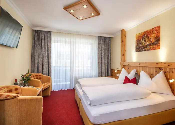 酒店 Garni Haus Tyrol 3*