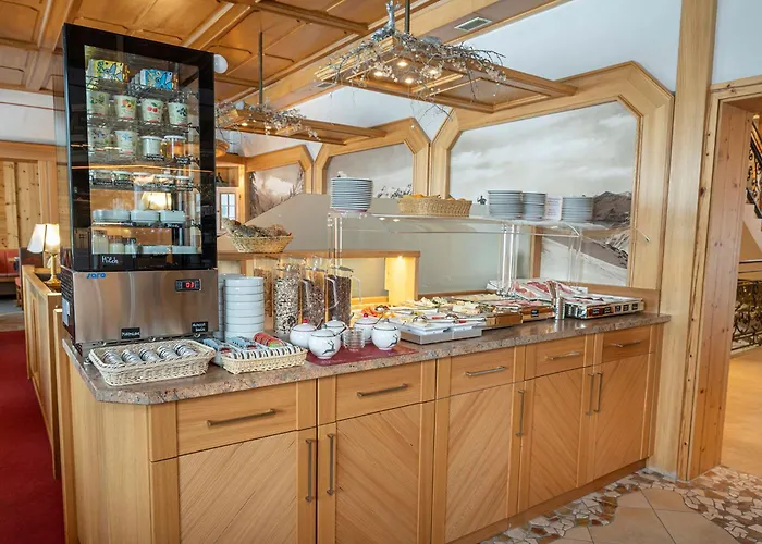 Garni Haus Tyrol 酒店 3*